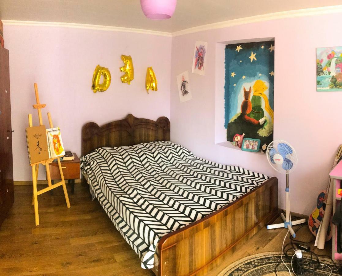 Dea Hotel Zugdidi Luaran gambar