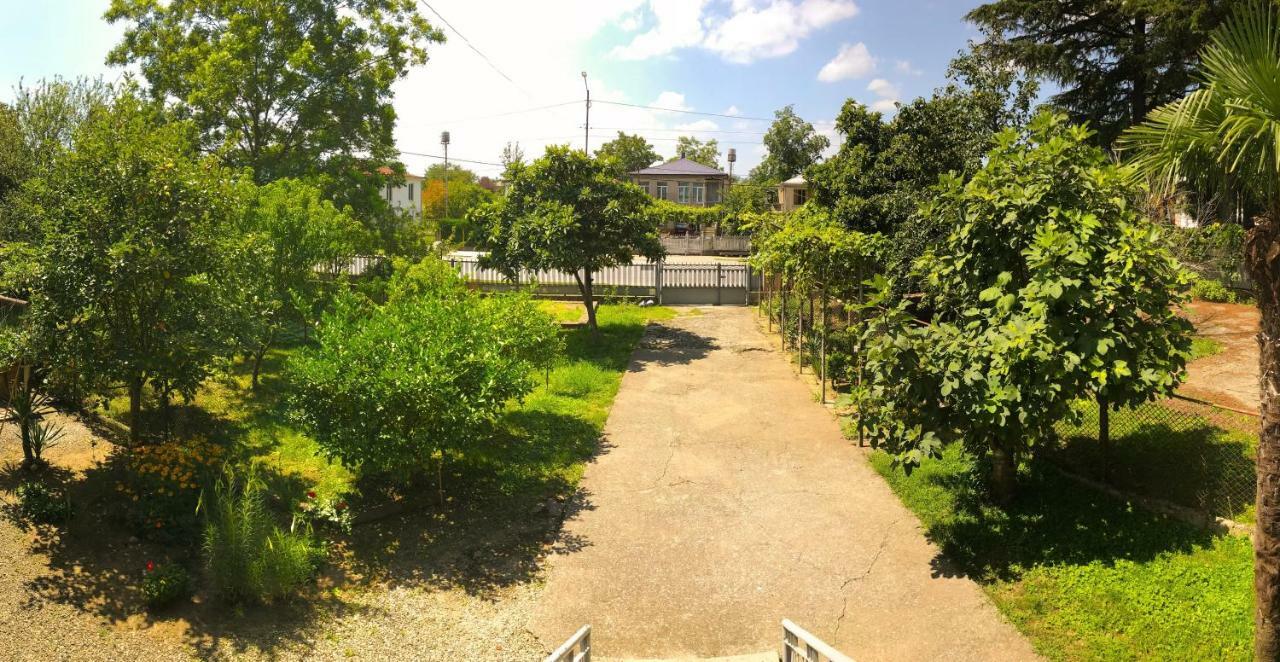 Dea Hotel Zugdidi Luaran gambar